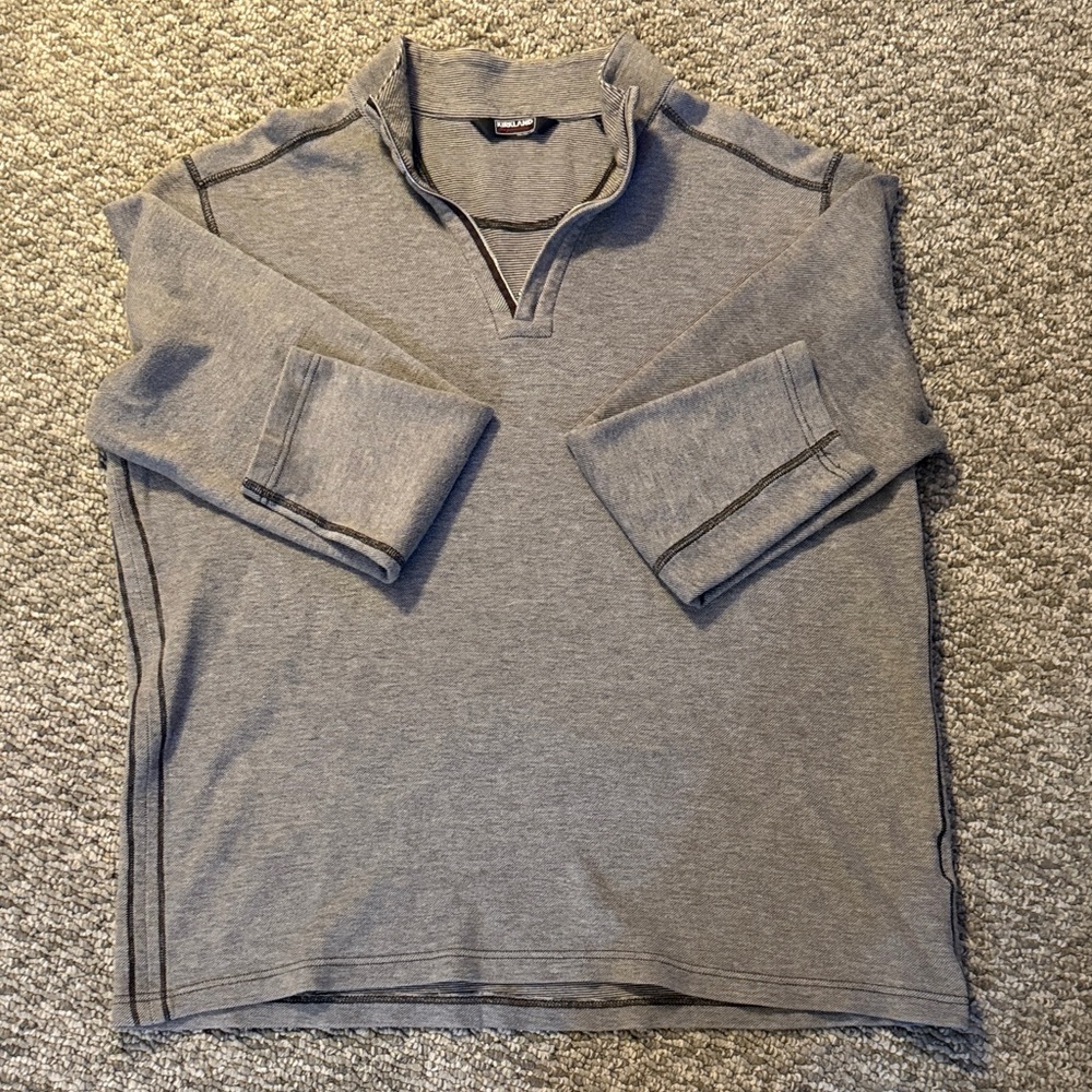 Kirkland Signature Men's V-Neck Gray Sweater